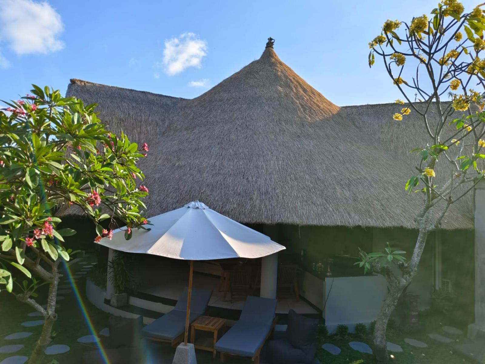 Sub Villas Bali Чангу Экстерьер фото