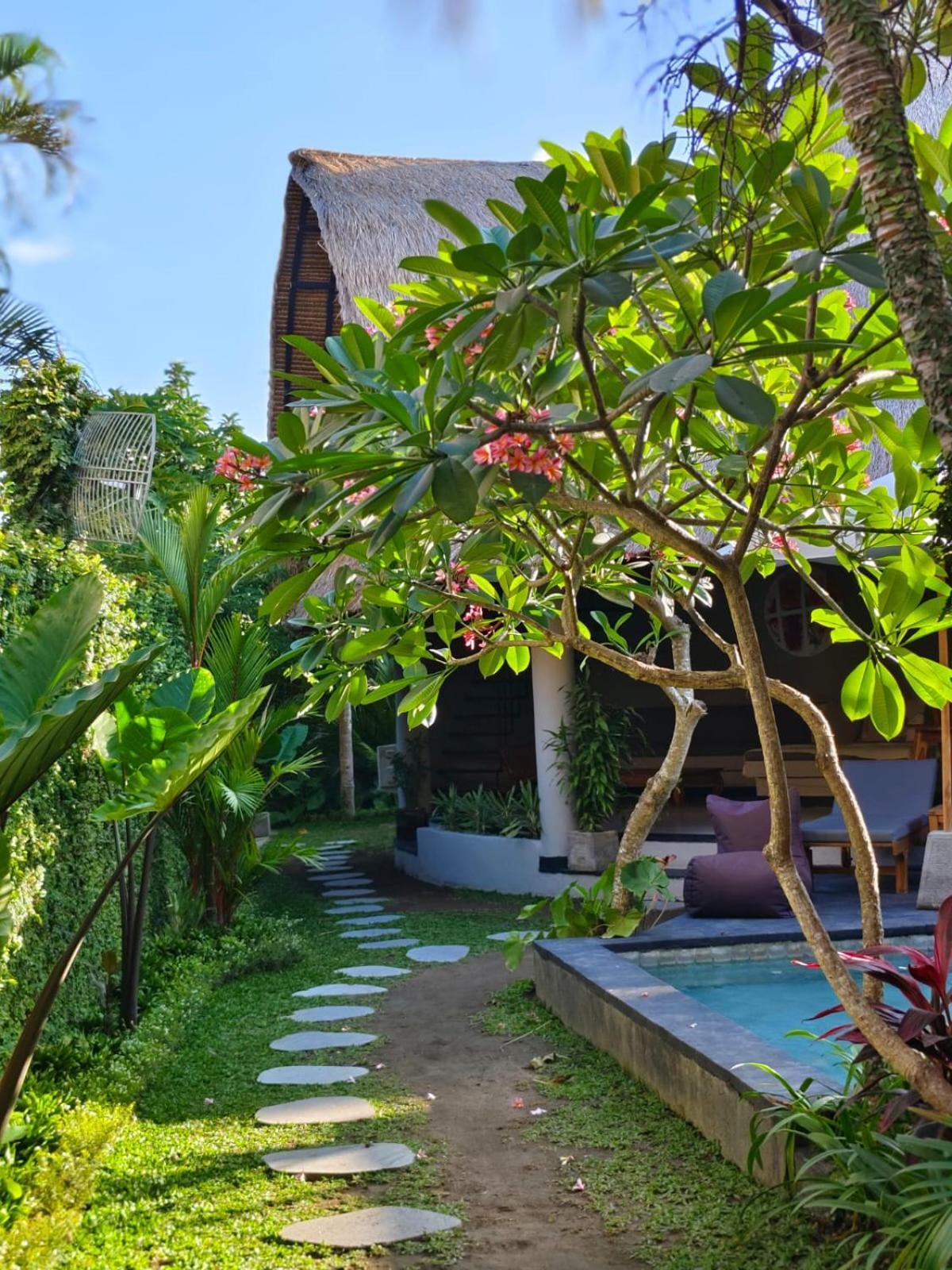 Sub Villas Bali Чангу Экстерьер фото